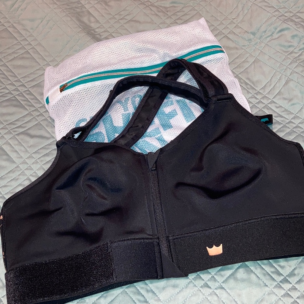 SHEFIT • Flex Sports Bra 1Luxe